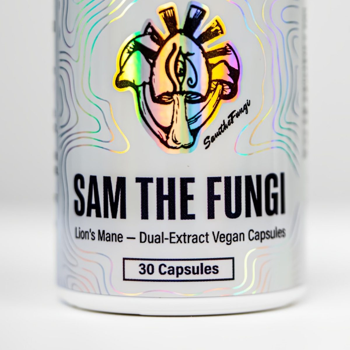 Close-up of the Sam the Fungi Lion's Mane dual-extract vegan capsules label, 30 capsules